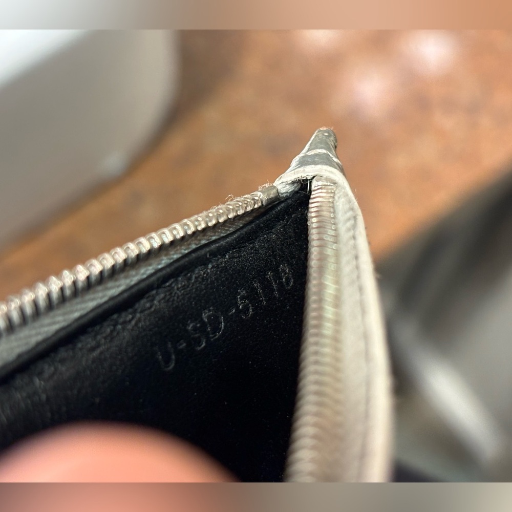 Celine Compact Zipped Cardholder Wallet Silver - Picture 9 of 10